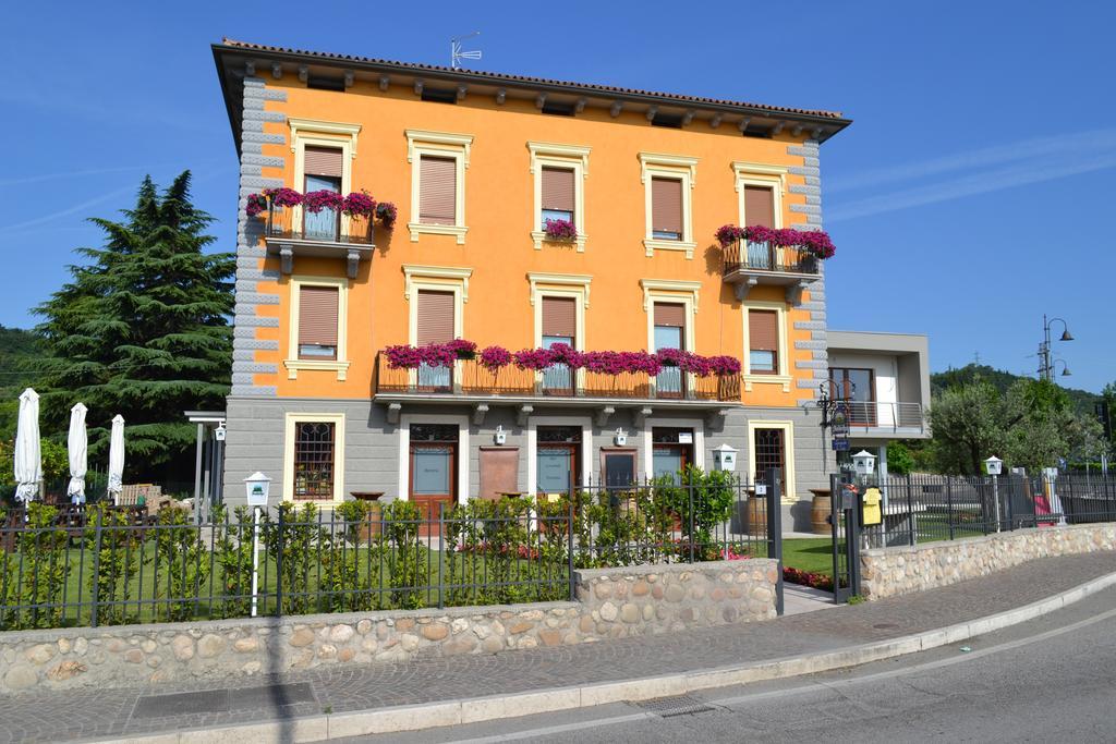 Locanda La Sosta Cavaion Veronese Exterior photo