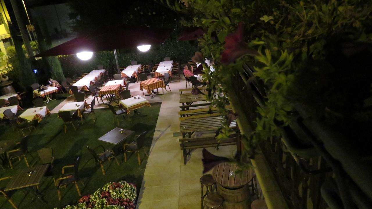 Locanda La Sosta Cavaion Veronese Exterior photo